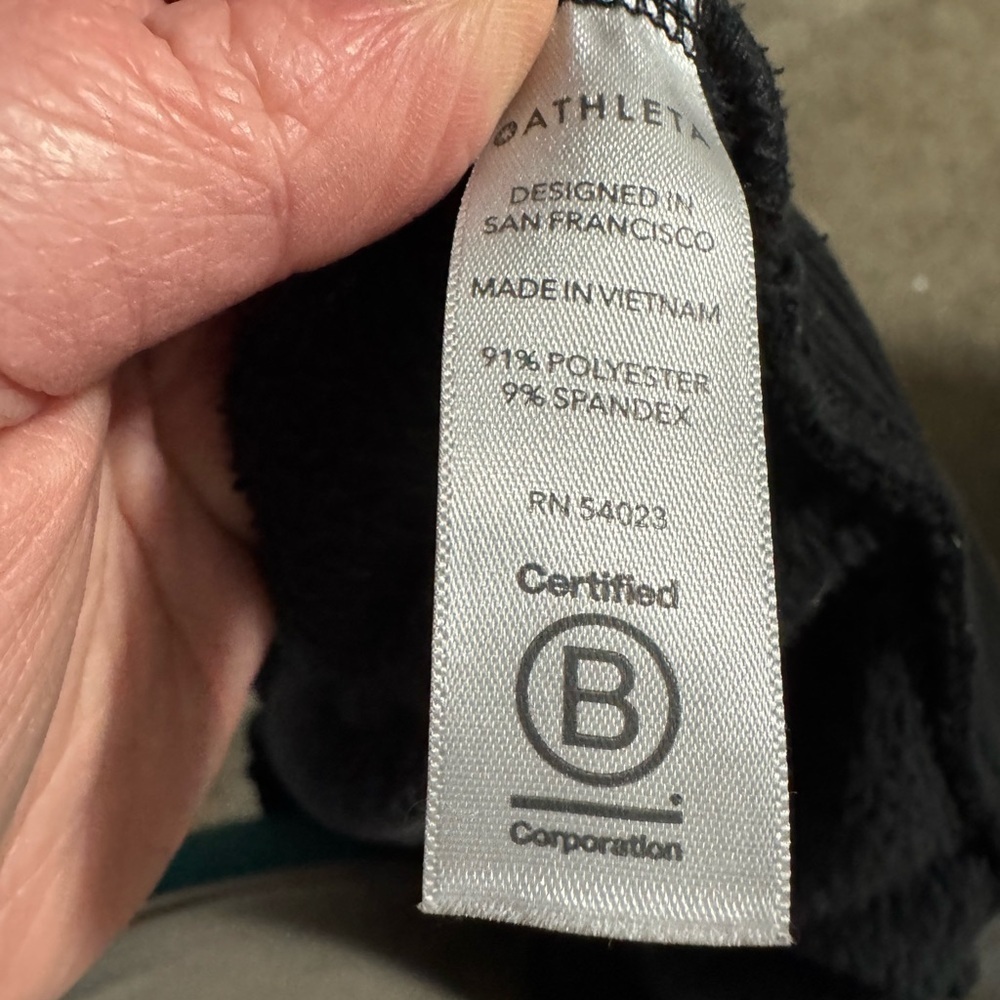 Athleta Double Cozy Karma Funnel Neck Sweatshirt Black Size M Super Soft - Picture 3 of 4